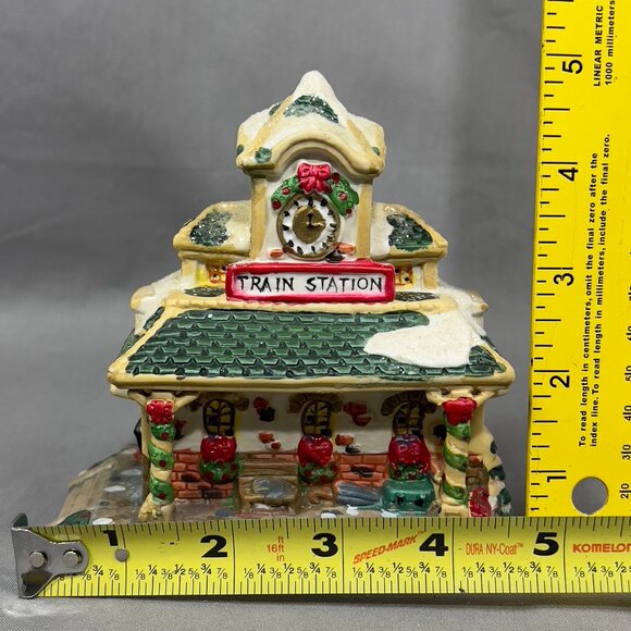 Cobblestone Corners Ceramic Christmas Village Train Station Holiday Decor Y2K - Picture 12 of 13